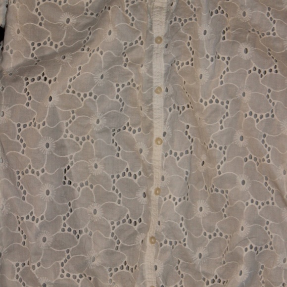 Hollister Flower Button Up Blouse New Small - Picture 4 of 7